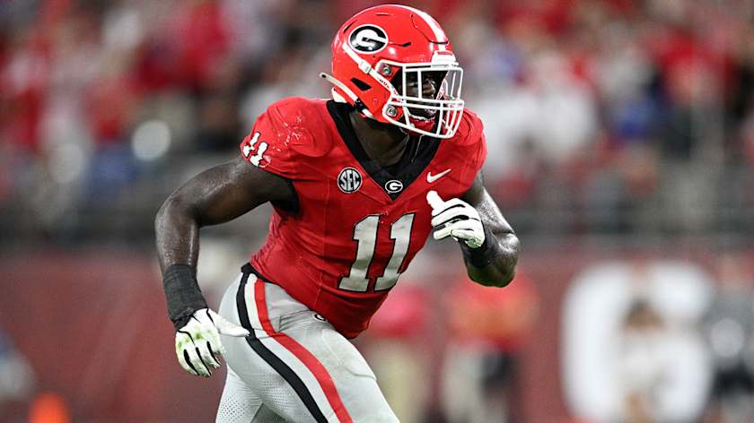 StefFauch's tweet image. #NFLDraft2025 

Here are 3 more impact players for tomorrow's 1ST Round of the
#NFLDraft 

#MasonGraham DT
#TylerWarren TE
#JalonWalker LB

Draft 24 hours away

Lets GO !

@ESPNNFL 
@CollegeGameDay 
@NFL