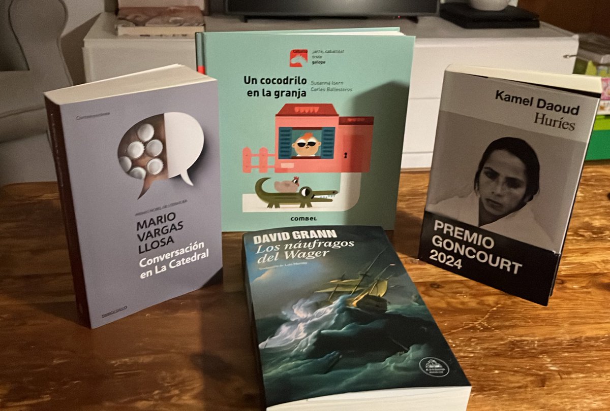 Casi no llego, ¡feliz Día del Libro!
Nuestras adquisiciones (para los curiosos como yo)