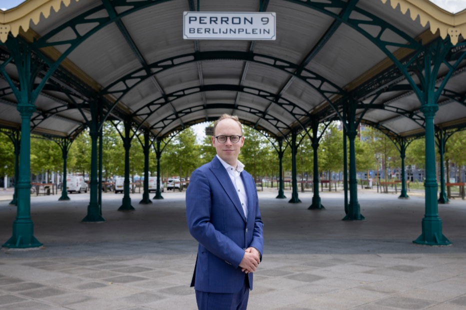 Wist je dat iedere wijk een wijkwethouder heeft? In Leidsche Rijn is dat Eelco Eerenberg. Hij heeft een wijkspreekuur voor inwoners waar je terecht kunt met vragen, ideeën, plannen over Leidsche Rijn. Eelco gaat graag met je in gesprek! Meld je aan via leidscherijn@utrecht.nl.