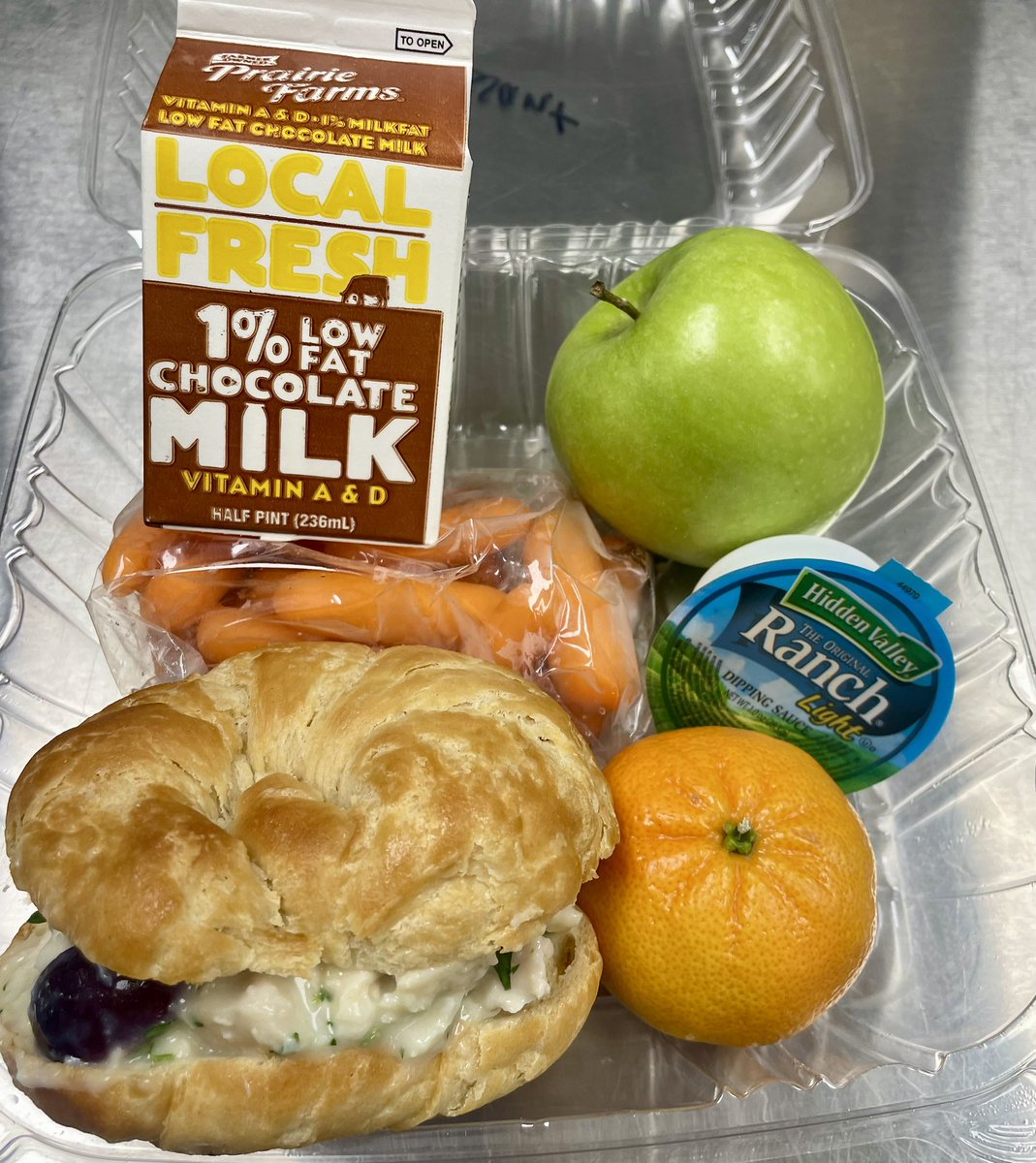 Have you tried our new Chicken Salad Croissant? 
🥐🍏Boxed &amp; Ready😋 <a href="/CougarsLCHS/">LCHS</a> #LCPride #GrabandGo
