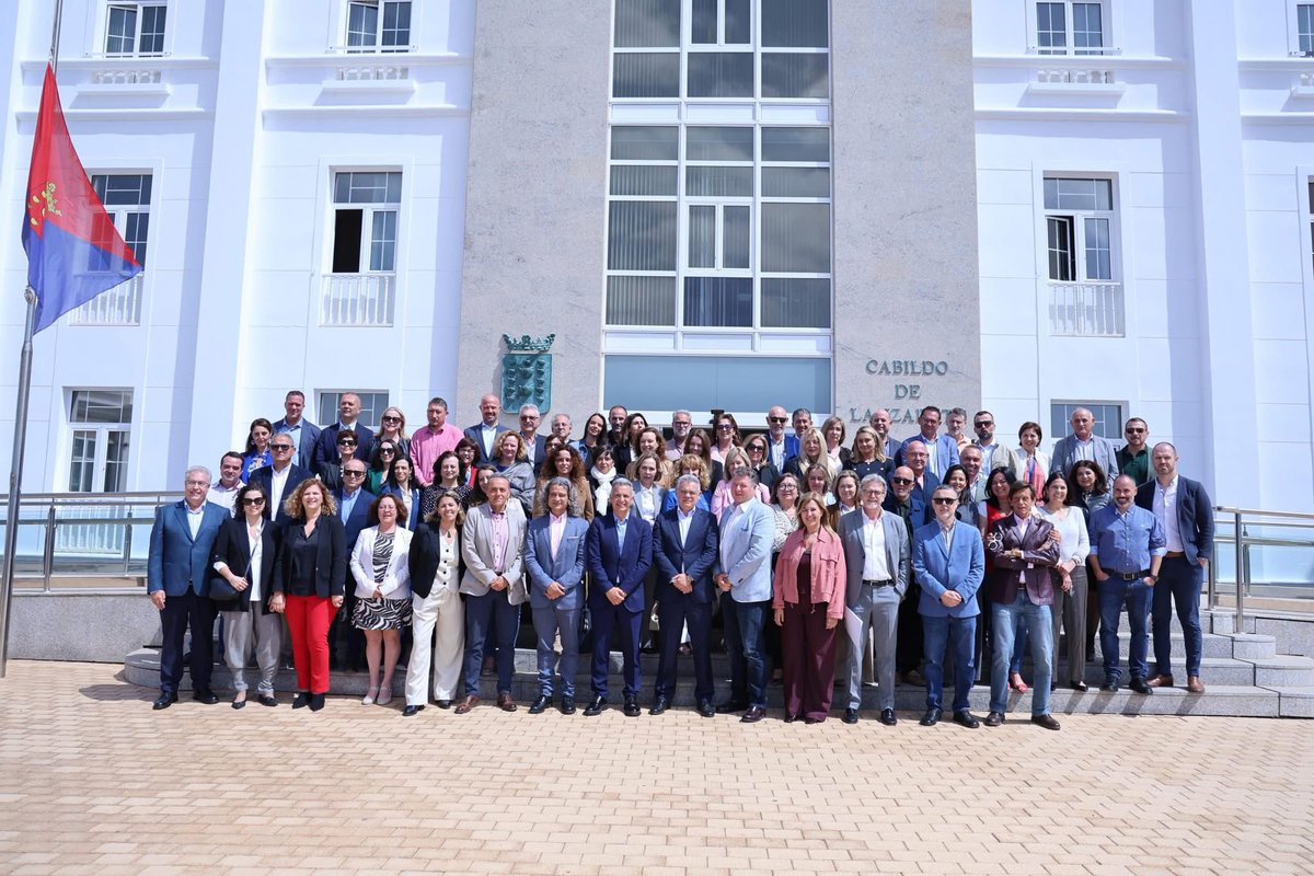 Eskerrik asko Euskadiko ikuskaritza gonbidatzeagatik! Aukera paregabea elkarrekin ikasteko! <a href="/EducacionGobC/">Educación Gobcan</a> 

Las XXXIII Jornadas de Inspección Educativa en Canarias abordan los nuevos desafíos de la Formación Profesional

www3.gobiernodecanarias.org/noticias/las-x…