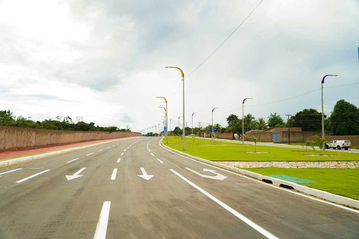 maparcerias's tweet photo. ✨Marcamos presença na inauguração da 1ª etapa da Avenida Metropolitana, que vai facilitar a mobilidade da Grande Ilha.

🛣️ Com 1,6 km de extensão, o trecho entregue vai da Vila Funil até a Avenida Principal do Conjunto São Raimundo 💪🏽 https://t.co/MWwcBNDXqt