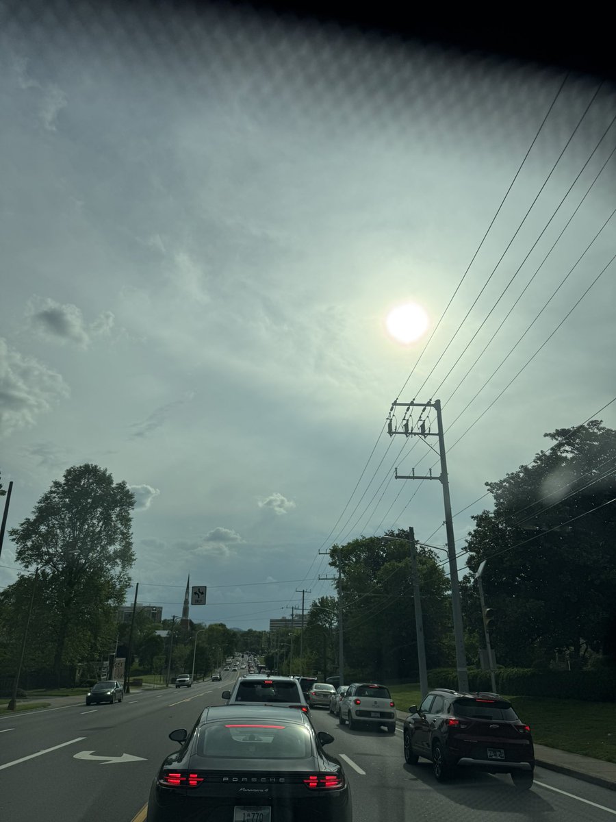 thebigslime0's tweet photo. Nashville traffic #fuck https://t.co/wC9O16yb5W