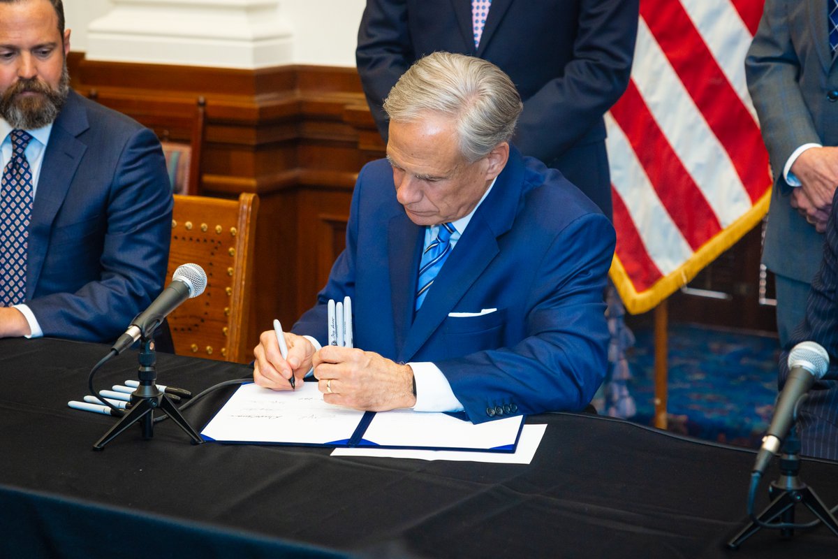 Greg Abbott tweet media