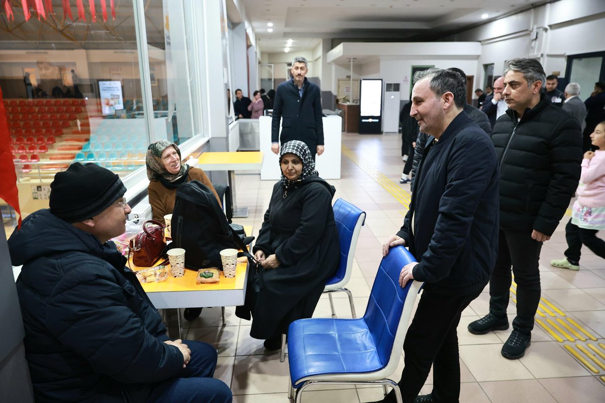 alitombastr's tweet photo. Bu gece misafirimiz olan komşularımızı ziyaret etmeye devam ediyoruz. https://t.co/cNyPBAGg5I