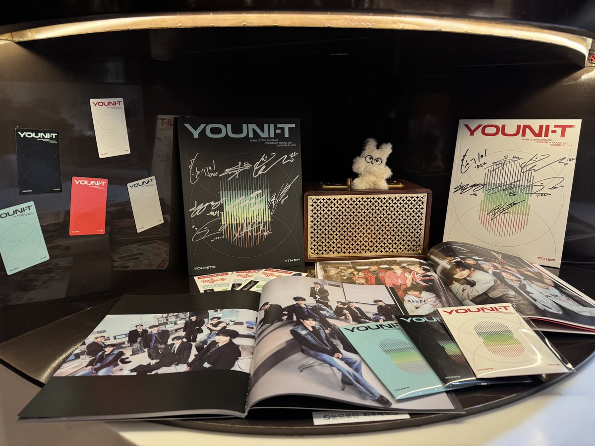 YOUNITE_offcl's tweet photo. [📢] YOUNITE Comeback Cafe Event

유나이트의 ‘Rock Steady’ 컴백을 맞이하여 카페 이벤트를 진행합니다!

🤟장소 : 모닝해즈 ENM센터점 (서울특별시 마포구 상암산로 66 미디어센터 1층)
🤟기간 : 4/24(THU) 8:00~17:30

#YOUNITE #유나이트 
#YOUNI_T #Rock_Steady https://t.co/zzpJQvyGWm