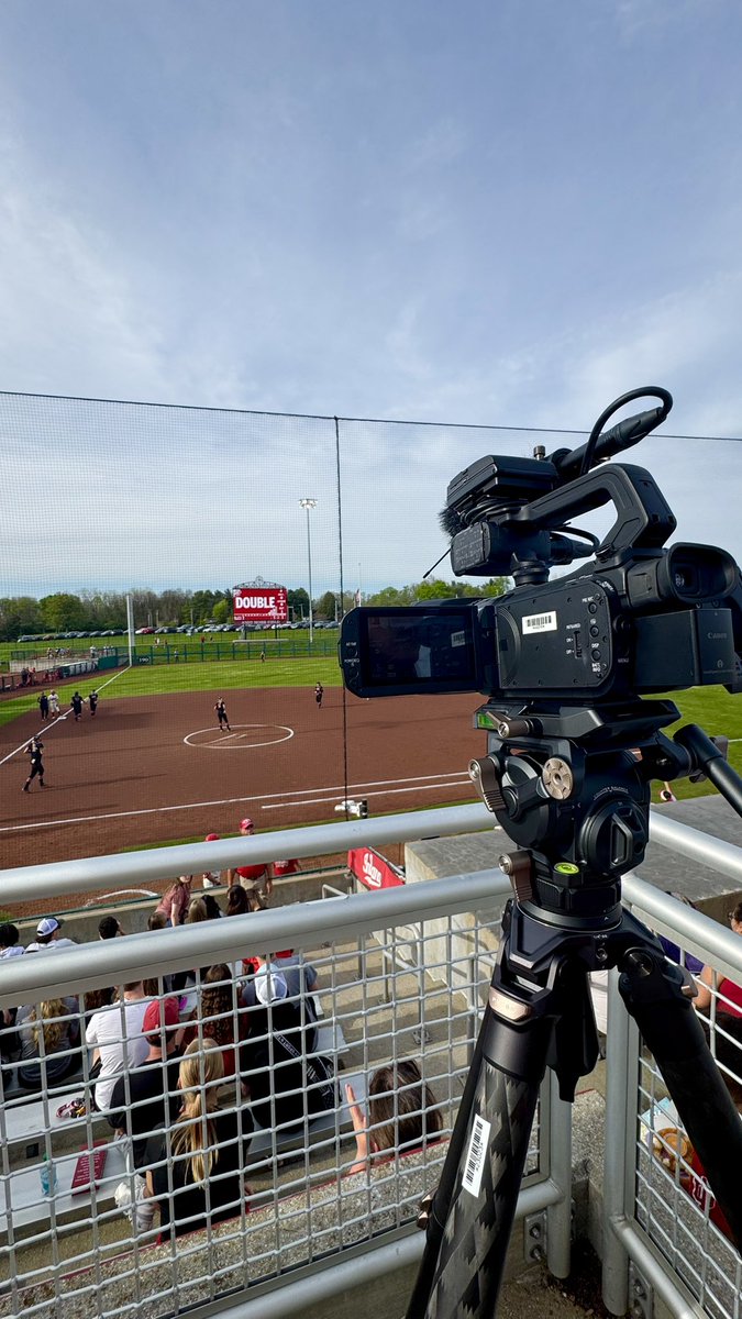 gracejeffer's tweet image. 🥎 It’s a BEAUTIFUL day for #IUSoftball here at Andy Mohr Field. The Hoosiers are taking on Ball State.
Brianna Copeland starts off strong with a leadoff homer in the bottom of the 1st.
@IUSTVsports @maurawhitee @mk_sullivann