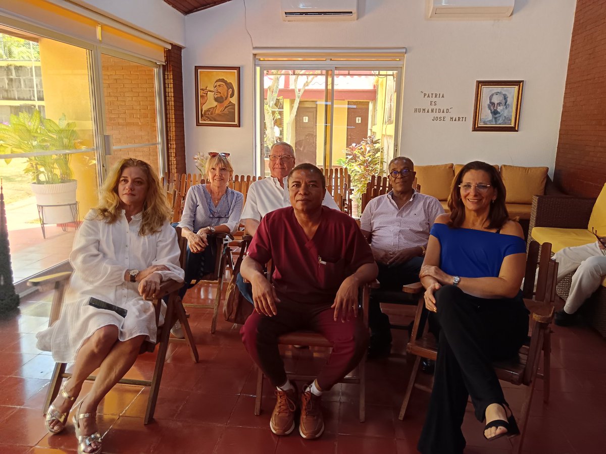 Médicos cubanos residentes en Nicaragua participaron online en el "I  Foro Cubanos  Residentes por la Salud" en contexto de la Convención Internacional #CubaSalud2025.
