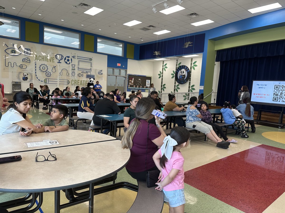 Abel Garza (@agarza_aldine) on Twitter photo <a href="/AldineISD/">Aldine ISD</a> meet and greet new students switching over to Vardemann for 25/26 school year. Parents and students get a warm welcome <a href="/AldineISD/">Aldine ISD</a> meet and greet new students switching over to Vardemann for 25/26 school year. Parents and students get a warm welcome