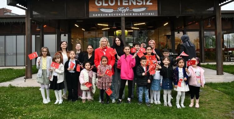 Gazi Mustafa Kemal Atatürk’ün çocuklara armağan ettiği 23 Nisan ulusal egemenlik bayramı kutlu olsun🇹🇷