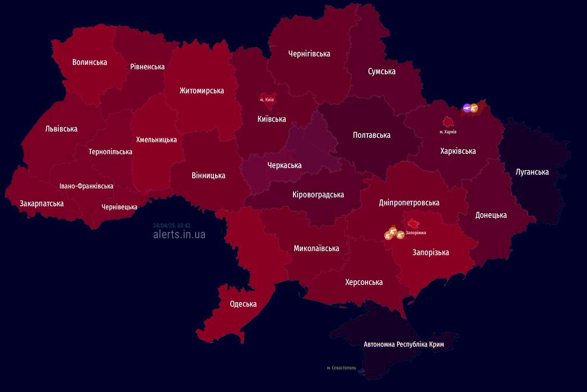 officejjsmart's tweet image. ‼️‼️ Massive Russian attack on Ukraine NOW.

Kyiv hit hard—residential and civilian buildings burning. Worst assault in months.

All parts of Ukraine 🇺🇦 are under air raid warning.

👉 Trump and Rubio have blood on their hands.