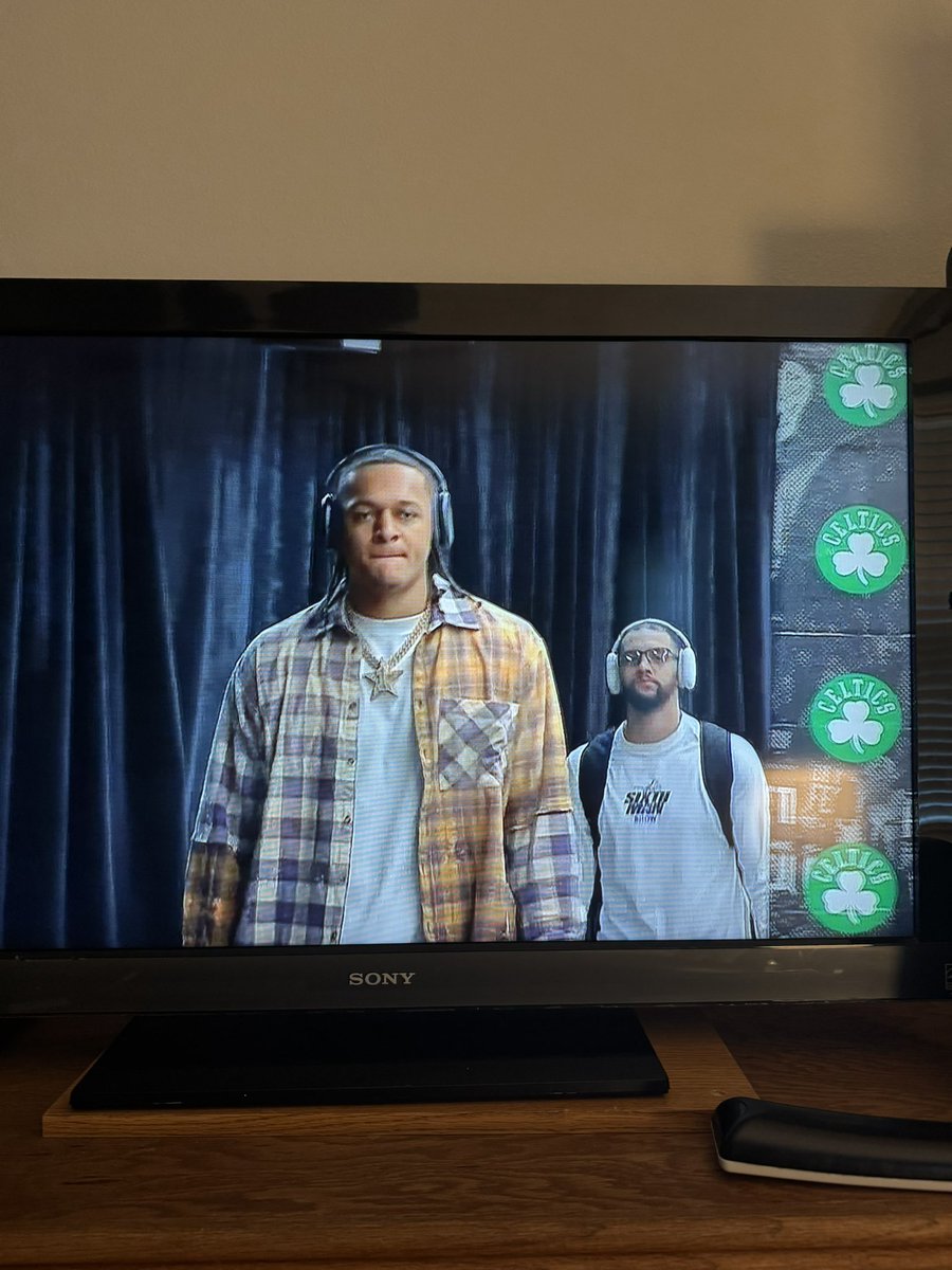 Jeanine36869289's tweet image. Congratulations @SixthManShow 🔥🔥🔥 Big time….but the real ones already knew that clearly 💙💙 #Everybodyin