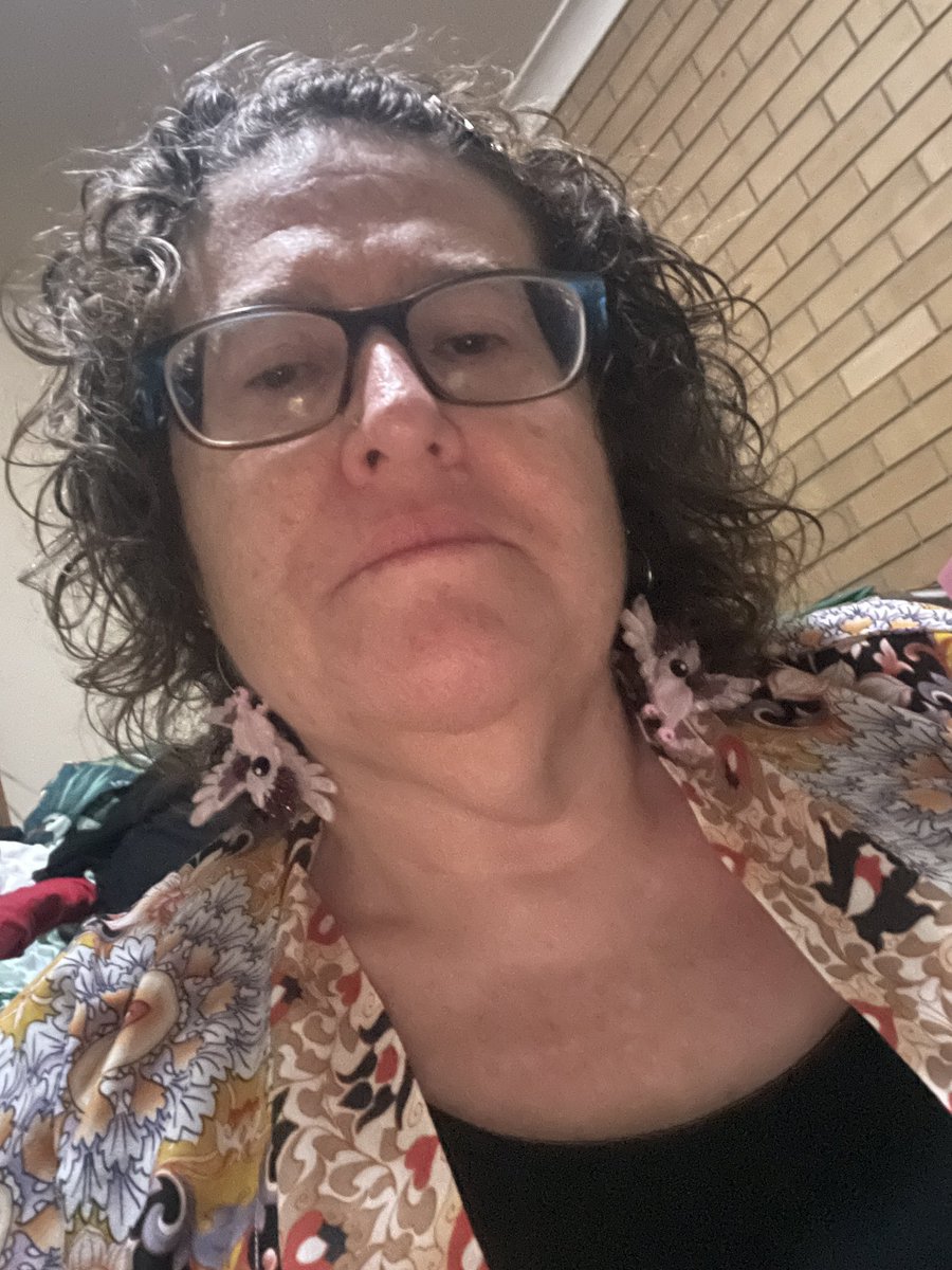 nellyGrumps tweet media