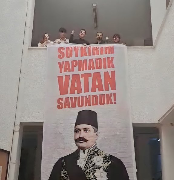 Soykırım yapmadık, vatan savunduk 🇹🇷🇹🇷🇹🇷

#24Nisan
#NeverForget