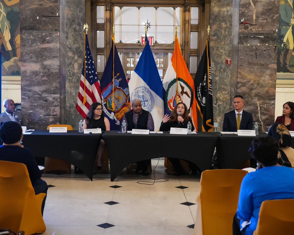 LiveOn NY (@liveonny) on Twitter photo It was an honor to be invited to participate in Bronx BP Vanessa Gibson's event "Medicaid in Crisis" where we joined experts to discuss the proposed cuts to Medicaid and how they may impact older New Yorkers. 
flickr.com/photos/bxbp/54… It was an honor to be invited to participate in Bronx BP Vanessa Gibson's event "Medicaid in Crisis" where we joined experts to discuss the proposed cuts to Medicaid and how they may impact older New Yorkers. 
flickr.com/photos/bxbp/54…