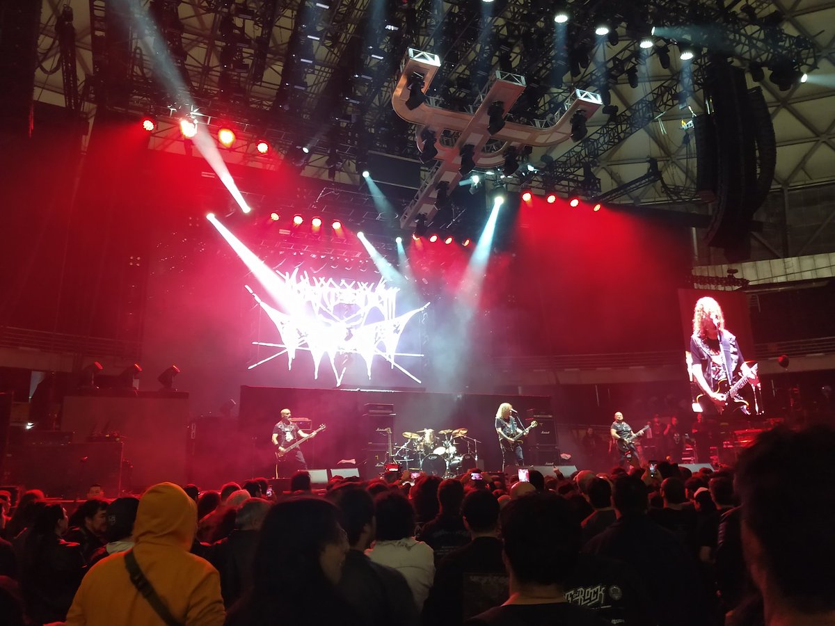 bigstore_cl's tweet photo. Comenzó la fiesta del #MasterOfRock con #Pentagram y sus 40 años!! 
https://t.co/Uyml2gaEAI 🤘💀 https://t.co/4CcdUtxbBp