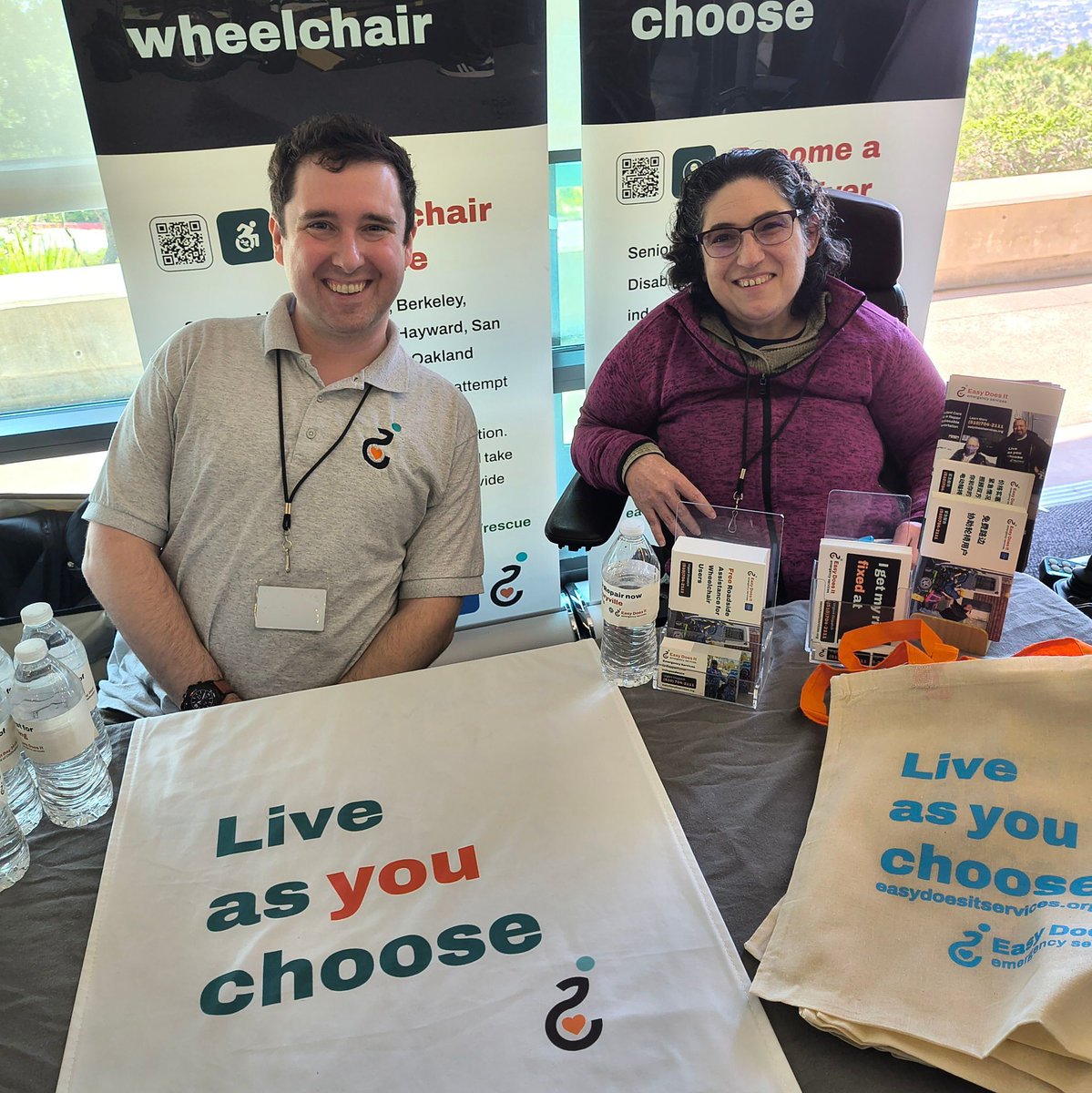 EasyDoesIt_ES's tweet photo. Our Team had a great time representing Easy Does It at @ebiempowers Disability and Social Justice Job Fair. We were thrilled to connect with Meritt College Students and share the exciting prospect of a career in Caregiving with them. https://t.co/RdIYESU6Hc