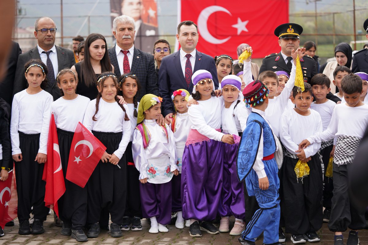 CaparSehit's tweet photo. Şehit Mehmet Çapar ilkokulu 23 Nisan Ulusal Egemenlik ve Çocuk Bayramı Kutlama Programı 🇹🇷 https://t.co/GfBRRku7uA