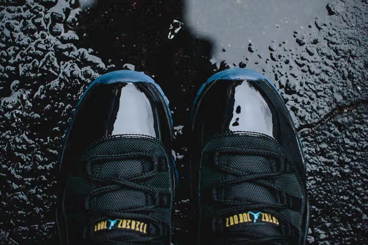 JustFreshKicks's tweet photo. Air Jordan 11 “Gamma” officially set to return December 2025 🌀 https://t.co/7BVOKEuicw https://t.co/W86sEF8255