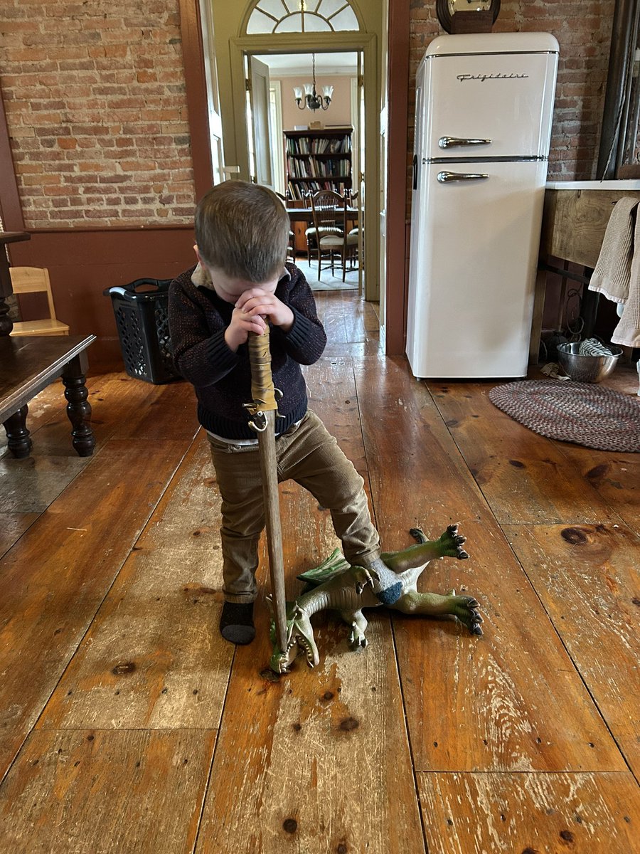 MichaelTG09's tweet photo. St George ora pro nobis. https://t.co/JGwyvnCaRn