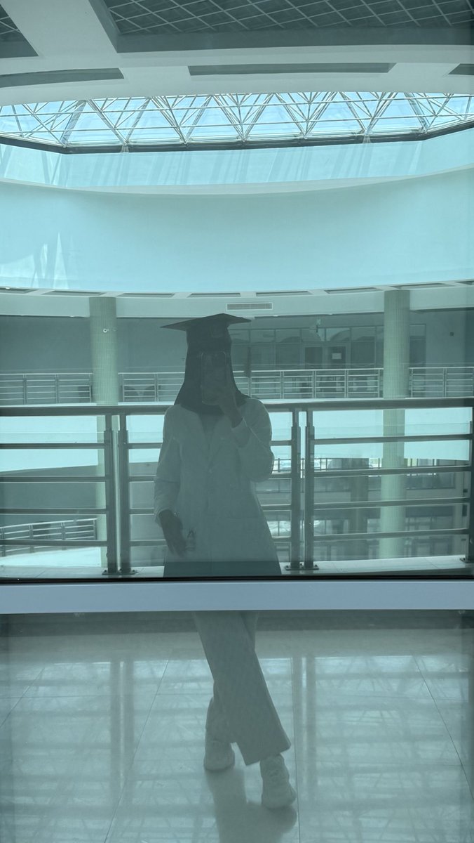 عباية التخرج❤️