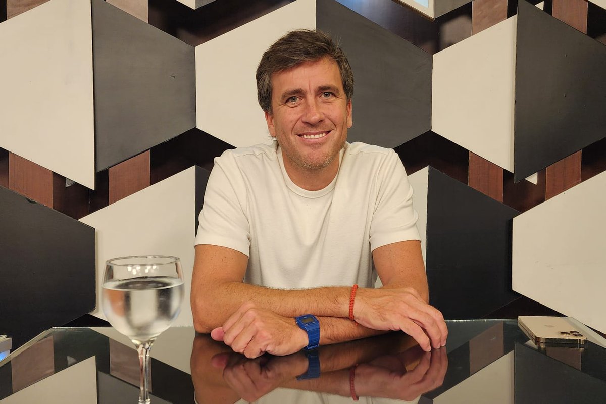 DiadeMiercoles (@diade_miercoles) on Twitter photo “Veo muchas dificultades en Bernardo Biella en poder explicar su actual posición política. Él transitó un camino, él y sus hermanos, planteándose como una opción independiente, opositora incluso al actual gobierno” <a href="/matiasposadas/">Matías Posadas</a>
<a href="/MonicaAbiles/">Mónica Abilés</a> <a href="/AriesFmSalta/">Aries on line</a> <a href="/SomosSaltaJujuy/">Somos Salta - Jujuy</a> “Veo muchas dificultades en Bernardo Biella en poder explicar su actual posición política. Él transitó un camino, él y sus hermanos, planteándose como una opción independiente, opositora incluso al actual gobierno” <a href="/matiasposadas/">Matías Posadas</a>
<a href="/MonicaAbiles/">Mónica Abilés</a> <a href="/AriesFmSalta/">Aries on line</a> <a href="/SomosSaltaJujuy/">Somos Salta - Jujuy</a>