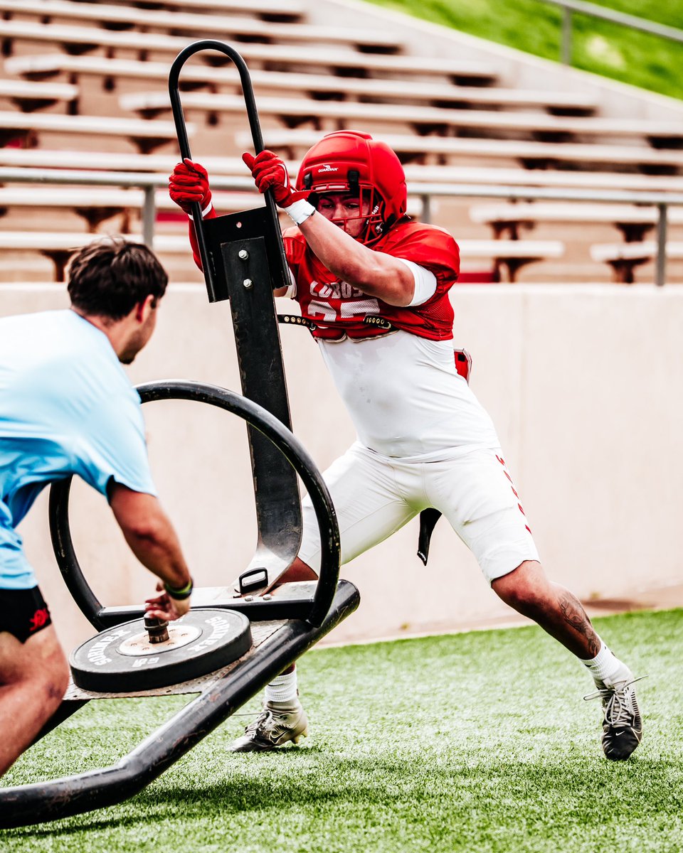 Lucas Lucero ♱⃓ tweet media