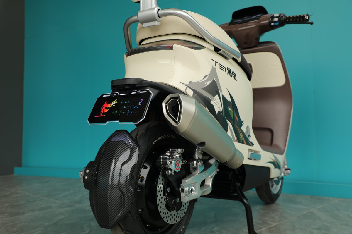 PAI_Official314's tweet photo. High-performance electric scooter M1, perfectly modified.
#PAI #PAIEV #M1 #scooter #escooter #ebike #electricbike #2wheels #moped #emobility #electricmotorcycle #electricpower #electricpowered #ElectricBicycle #transportation #oil #commute #driving #zeroemission #environment https://t.co/eFQajXvUcw