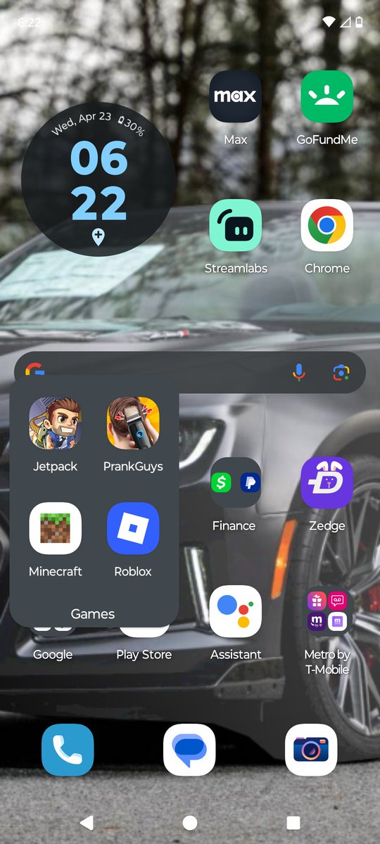 The roblox app logo is now blue for me.