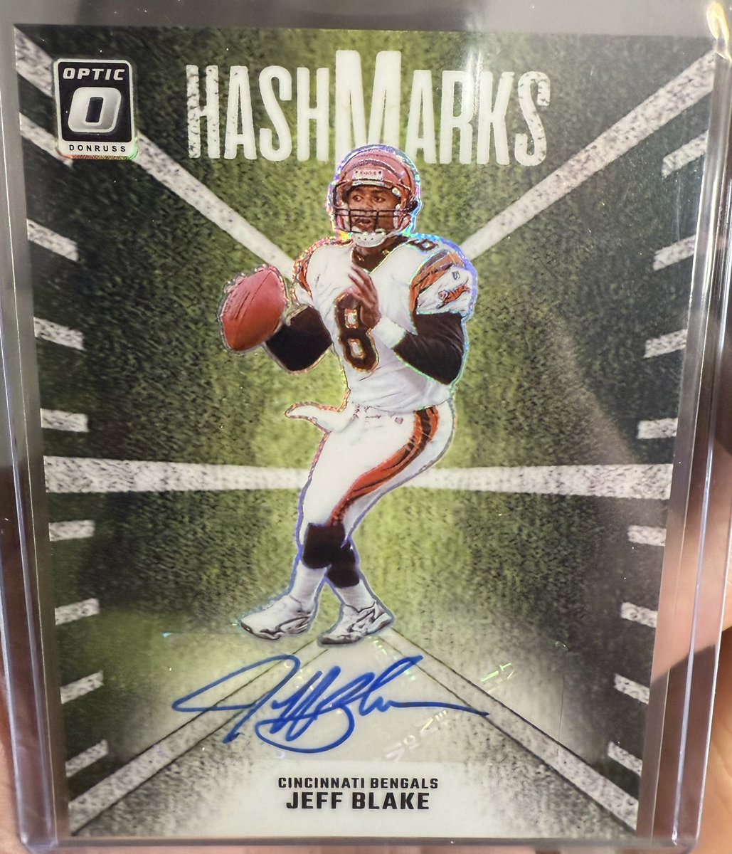 It’s beautiful. My favorite QB when I was young and growing up a Bengals fan. 

Thanks <a href="/HypeTrainCards/">HypeTrainCards</a>