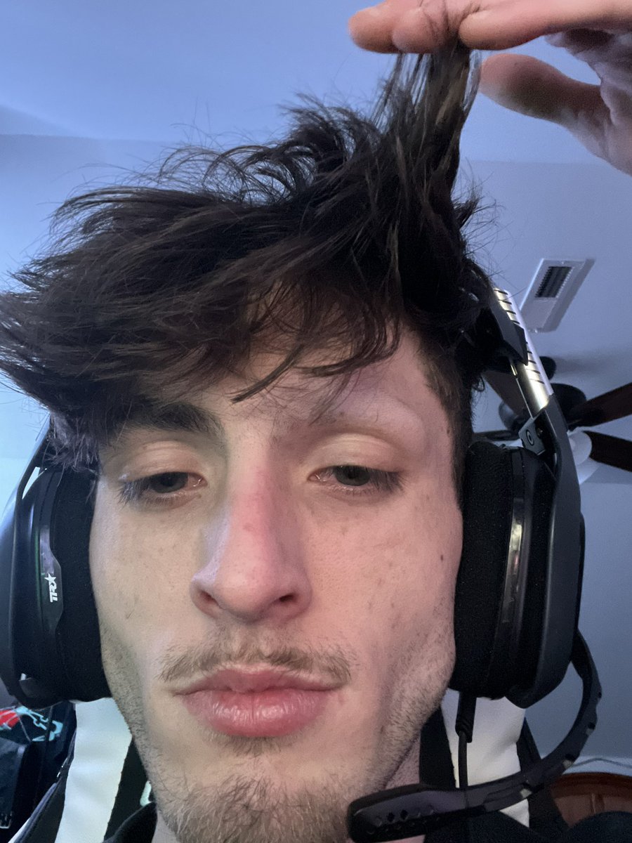 ceejGG's tweet image. dedication?