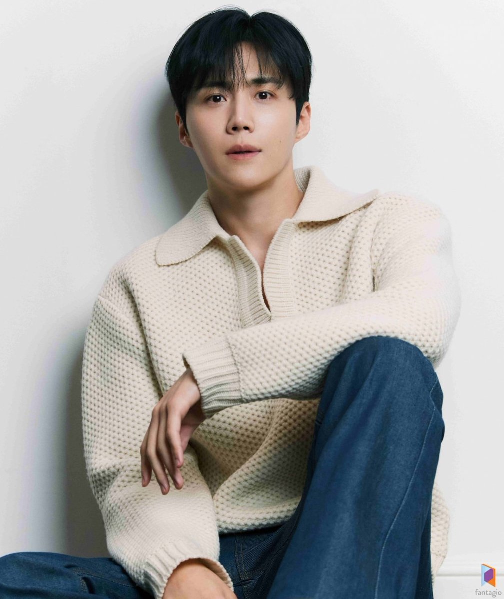 KimSeonHo_HQ's tweet photo. New profile pictures of actor #KimSeonho https://t.co/6MkMKvwp4Q
