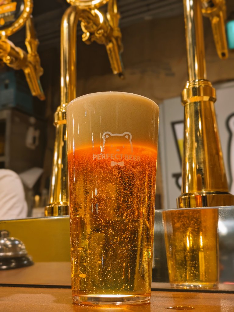 hoj8w's tweet image. なおたかさんのお店初めて行けた
四谷にもあるとは…
ハートランドってこんな美味しかったんだな
#PERFECTBEER