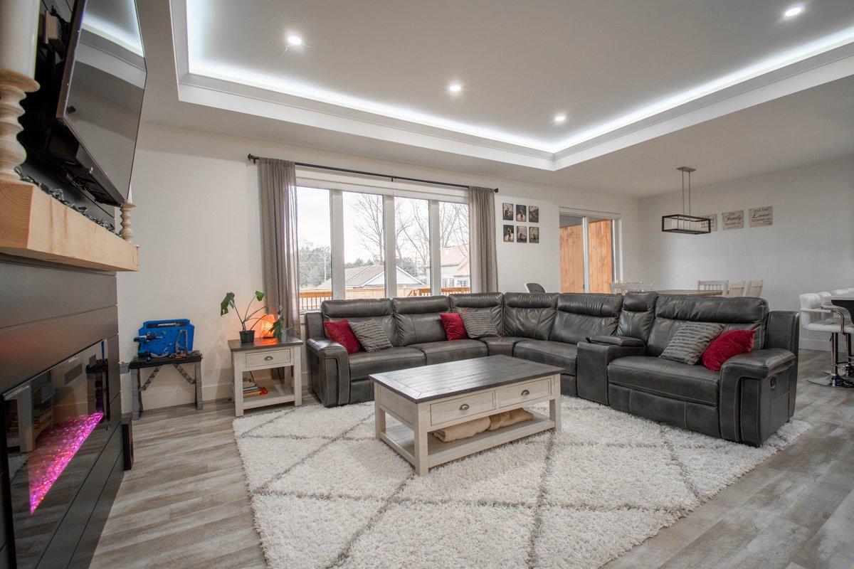 Modern living 2 car garage bungalow and only 10 minutes to Tillsonburg! This open concept home boasts over 2300 sq. ft. of finished living space and offers a lifestyle beyond compare. Don’t miss out on this one!