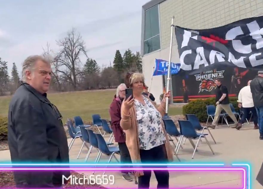 guyfelicella's tweet image. Let’s talk about the “Brantford boomer.”
👉 Canadian Conservatives — you have REALLY lost the plot 👈
To summarize: Conservative protesters yelled at Liberal supporters outside a rally, waved “F*ck Carney” flags, shouting obscenities through megaphones, called them libtards…