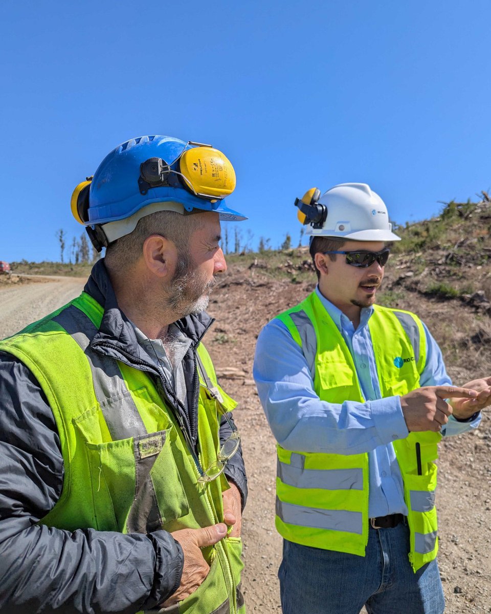 🚀 Energías Río Claro + Eskuad

✅ +27.800 reportes digitales en 2 años.
✅ De 20 a 110 usuarios activos.
✅ Automatización total: geolocalización, reportes instantáneos y control sin conexión.
✅ Más transparencia y eficiencia en pagos, logística y operaciones.