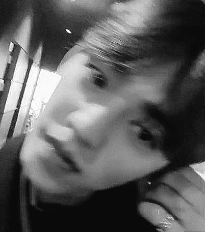 vestigioazul's tweet image. “ I can’t stand                          Then sit.
you anymore”.