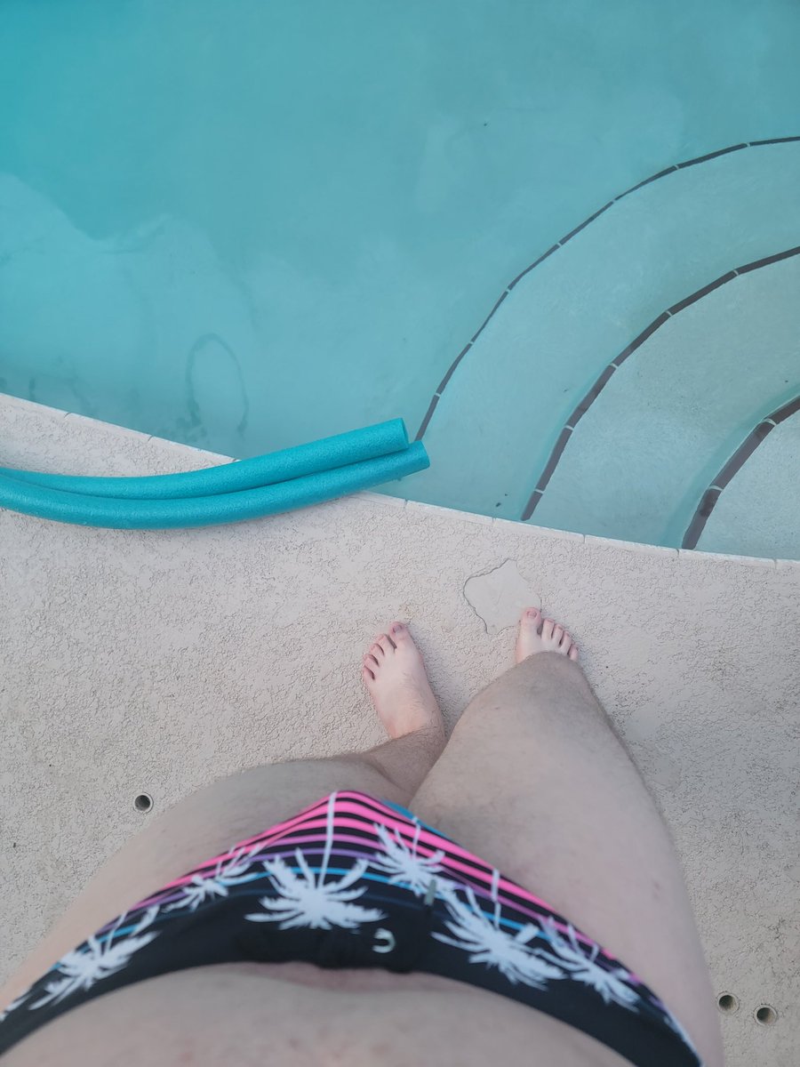 Pool time🥳