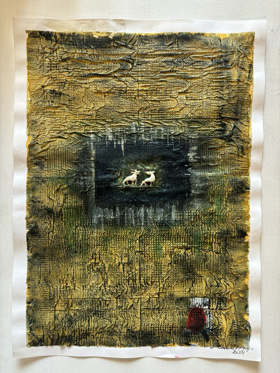 WallArtProject's tweet photo. 「ラダック遊牧民の視展」作品紹介。
チェマット・ドルジェイ
「調和と慈悲」 "Harmony and Compassion"
鉱物顔料、ペーパーマッシュ、酸化顔料、紙

チベット仏教において鹿は「寂静」「自由」「慈悲」の象徴です。雄大な自然の中にいる鹿は、自然との調和と浄土の恐れなき世界を表しています。 https://t.co/gJlt5mEmCF