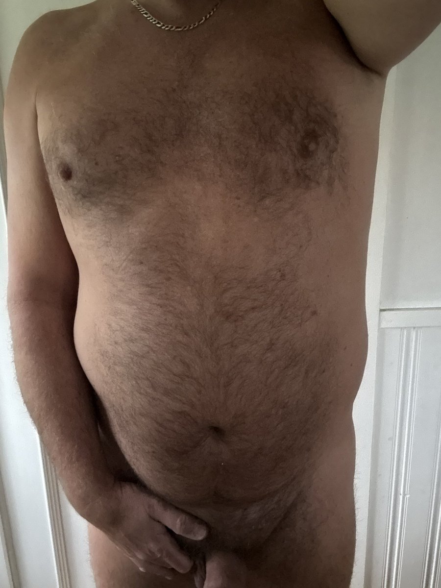 silvercubX's tweet photo. My bear daddy needs your support!
He’s giving raw alpha energy on OnlyFans dominating cute twinks, showing off that daddy power, and serving it unfiltered.

https://t.co/iUECpeSn7u

#BearDaddy #GayBear #TwinkAndBear #BearLovers #OnlyFansGay #GayDaddies #hairygaybear #bear https://t.co/omHBL1qWb7