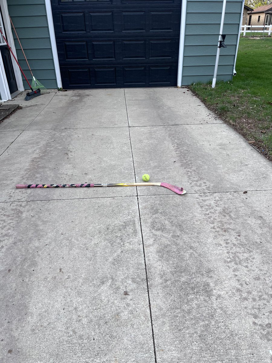 When your neighbors already think you are crazy, add a bit of spice to the mix. I haven’t touched ice in at least 2 years, a stick in 6-8 years. So when I saw this in my garage, I took a break from cleaning to do something that use to bring me joy. Tomorrow isn’t promised.
