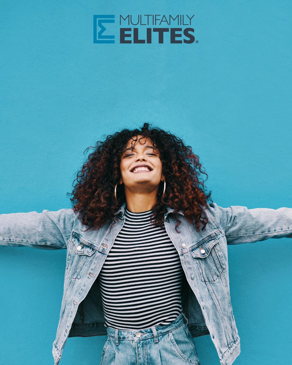 MultifamilyEli1's tweet photo. This beautiful Seattle weather is giving.... FEELS LIKE SUMMER! energy! And we love it! 📷📷📷📷 https://t.co/8ZwFNKVHO2