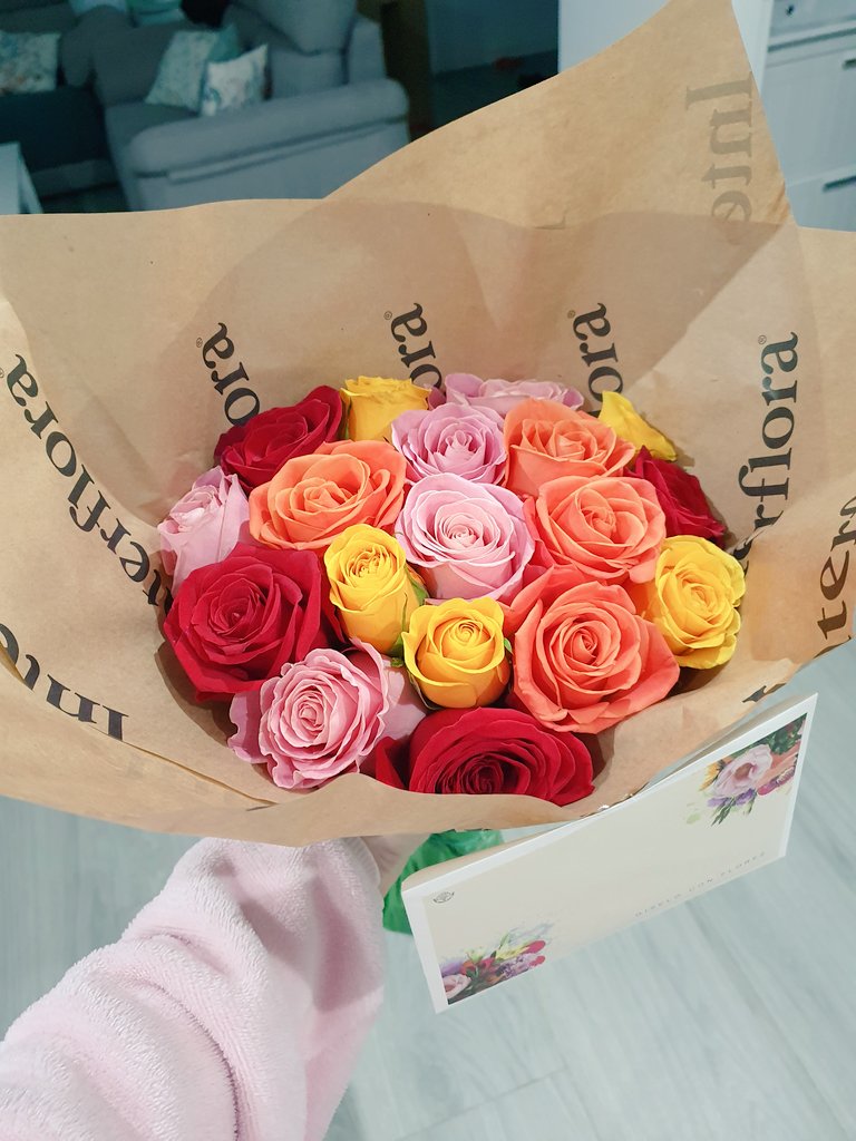 Un año más, sin falta. Te amo 🤍
#SantJordi2025