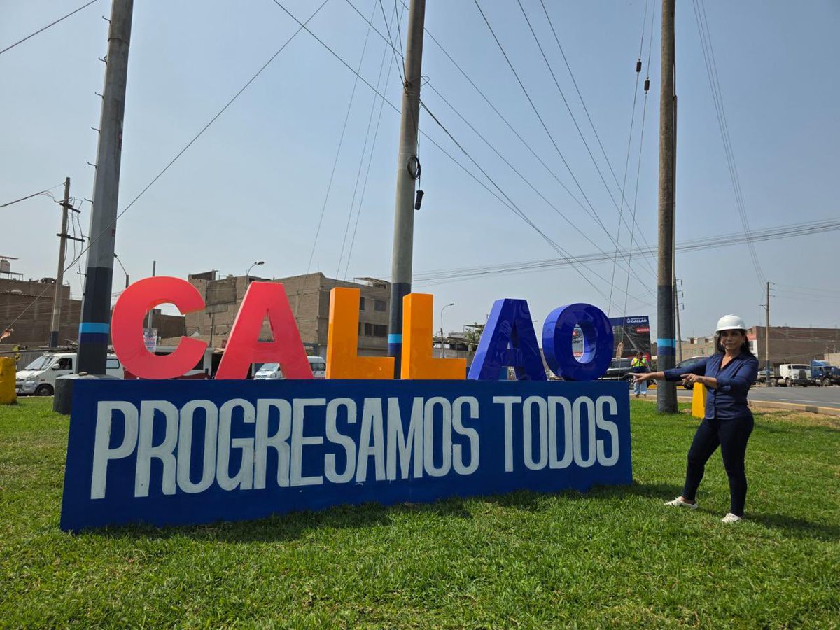 TelaObando's tweet photo. 📌 El día hoy recorrí en compañía del Ing. Carlos Arana, Gerente de Desarrollo Urbano de la Municipalidad Provincial del Callao, la nueva Av. Carlos Izaguirre, una vía clave de tres carriles por sentido que mejorará notablemente el tránsito en nuestra ciudad, beneficiando tanto a vehículos pesados como livianos y directamente a cerca de 50,000 personas de la zona y otros cientos de miles de chalacos y limeños.

Esta obra, largamente esperada, facilitará el acceso y reducirá la congestión en una zona estratégica del Callao.

¡Trabajando juntos por el desarrollo de nuestro querido Callao!

#ObrasQueTransforman #Callao #NuevoAeropuerto #InclusiónParaTodos #TrabajoConjunto #Seguridad #CongresoDeLaRepública #ChambeandoPorLaGente #AuristelaObando #FpEnLaCancha #FuerzaPopular #PuertodelCallao #callaoperu #Turismo #Desarrollo #PuertaDelPacífico #Panamericanos2027 #UnidosPorElCallao