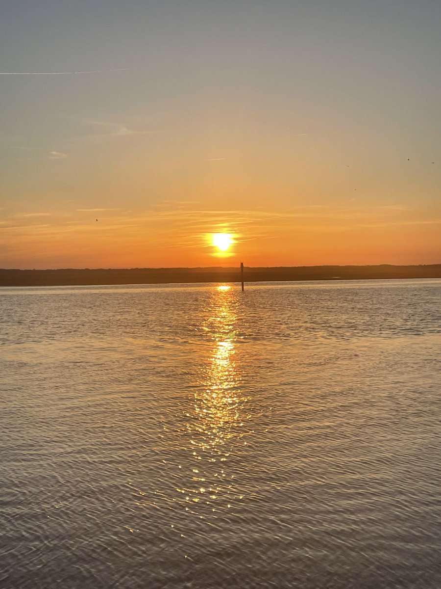 Sometimes you gotta escape the city and hit the shore #sunset #shore