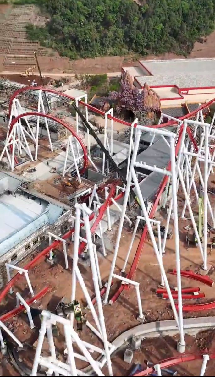 MasaneMiyaPA's tweet image. more “J&amp;amp;M”（Jinma） Inverted Coaster layout for Fantawild Ziyang has revealed 

dive drop，zero G roll ，Immelman ，dive loop and a finnish loop @rcdbdotcom