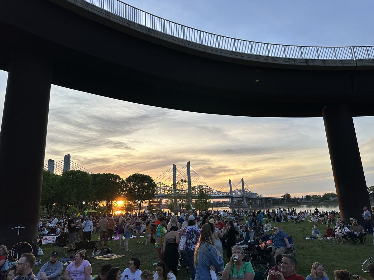 Ever noticed those big orange trucks at Louisville events? The hardworking Public Works team is always out to help with traffic flow and to keep your route to these great events safe. This evening, you’ll see us out at the beautiful kickoff of Waterfront Wednesday. Wave hi!  👋