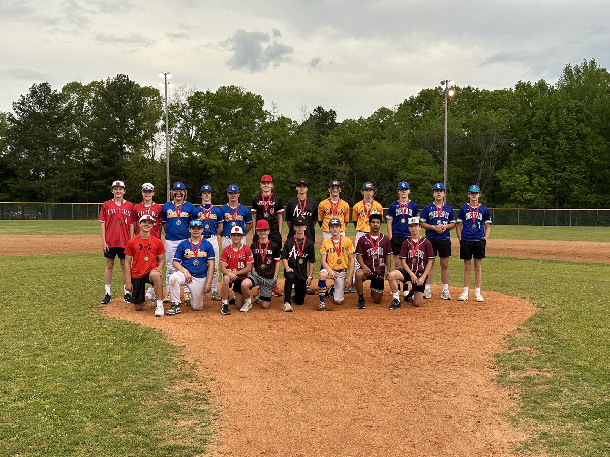 CCEagleAthletic's tweet image. Very proud of our Junior High Best Of The West - All Conference players:

#1 Maddox Lewis
#32 Braeden Umstead
#2 Landon Langford