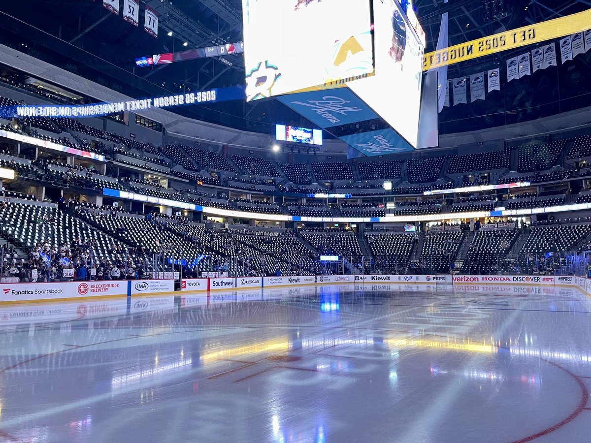 megangley's tweet image. Palms are sweaty, poms are ready