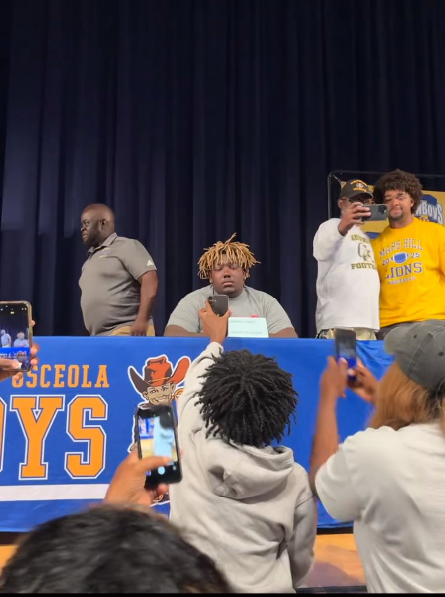 Signed today <a href="/UOlivetfootball/">The University of Olivet Football</a>